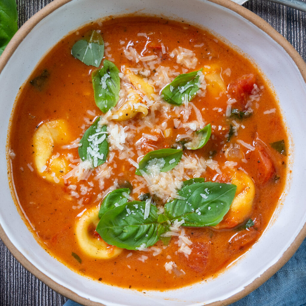 Tomato Tortellini Soup